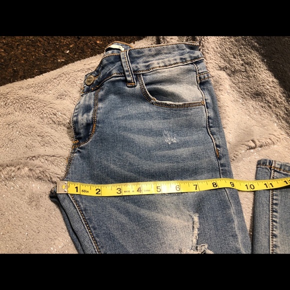 Laulia Ripped Skinny Jeans - Picture 6 of 8